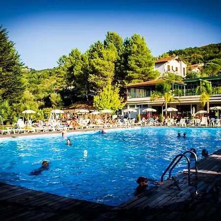 Parco Elena Ξενοδοχείο με διαμερίσματα 3*