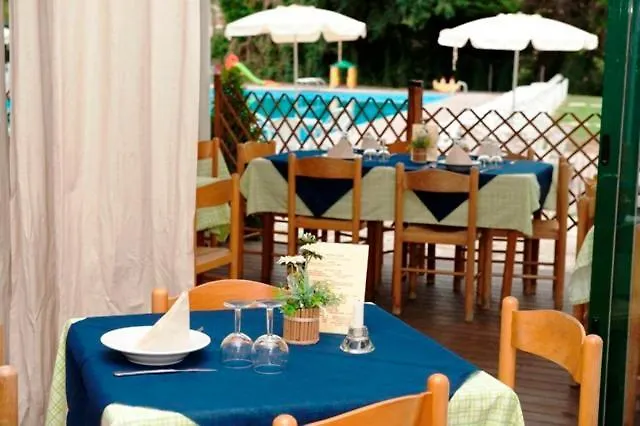 Parco Elena Aparthotel 3*